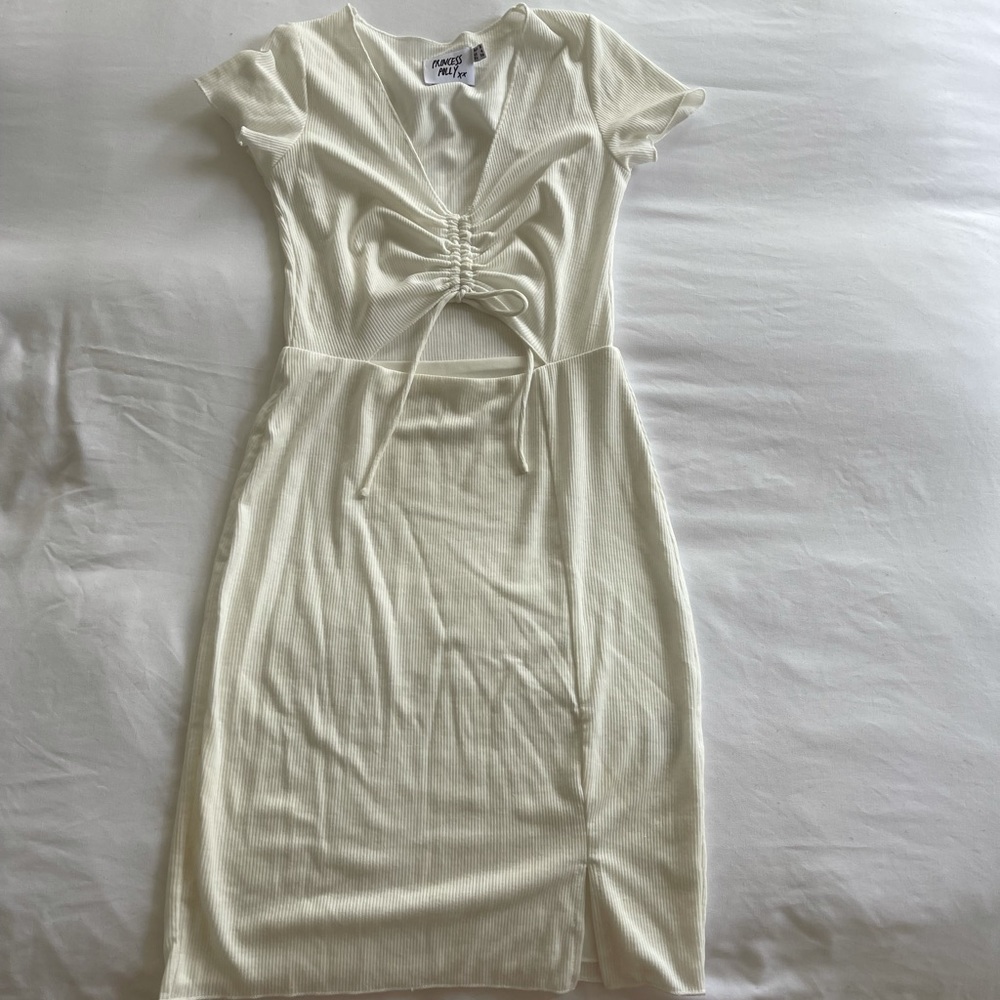 White Dress, fits like XS, worn 1x to dinner
